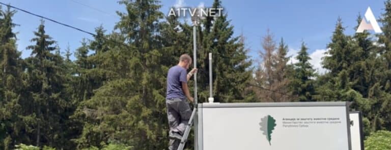 Bazna stanica pomerena sa prvobitne lokacije i puštena u rad, očekuju se prvi rezultati merenja kvaliteta vazduha  (VIDEO)
