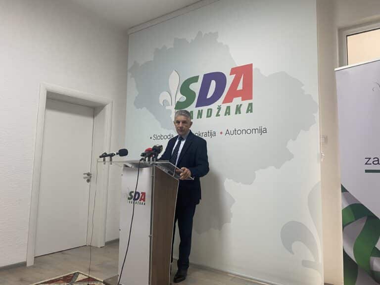 Ugljanin: „Zahtevamo ponavljanje glasanja i zakonit izbor člana REM-a” (VIDEO)