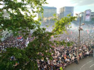 ANKETA: Građani okupljeni na protestu: Mora promena, to je neminovno (VIDEO)