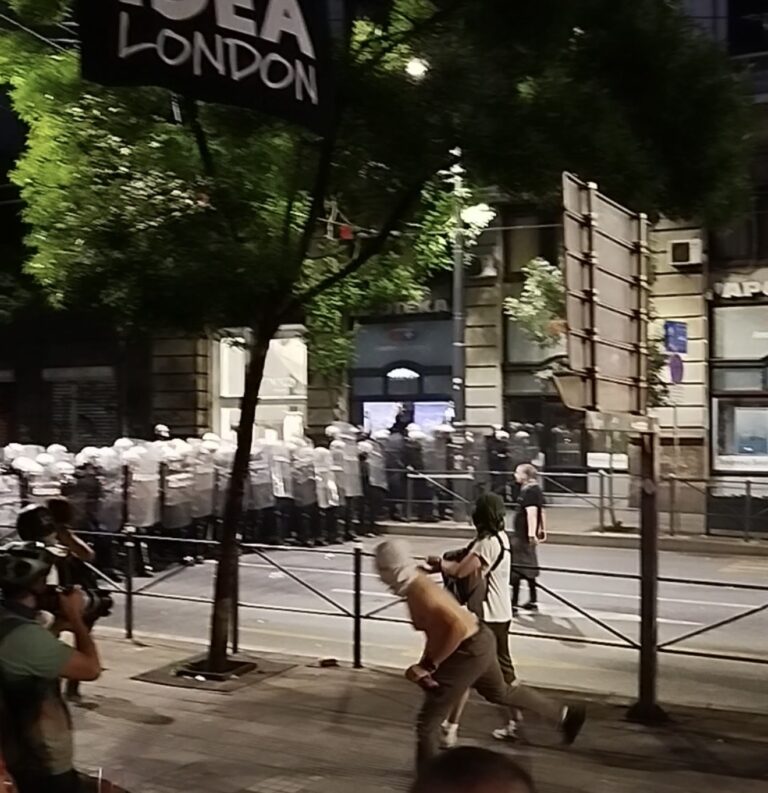 Incidenti u centru Beograda, sukobi u Ulici kralja Milana i kod Pionirskog parka (VIDEO)