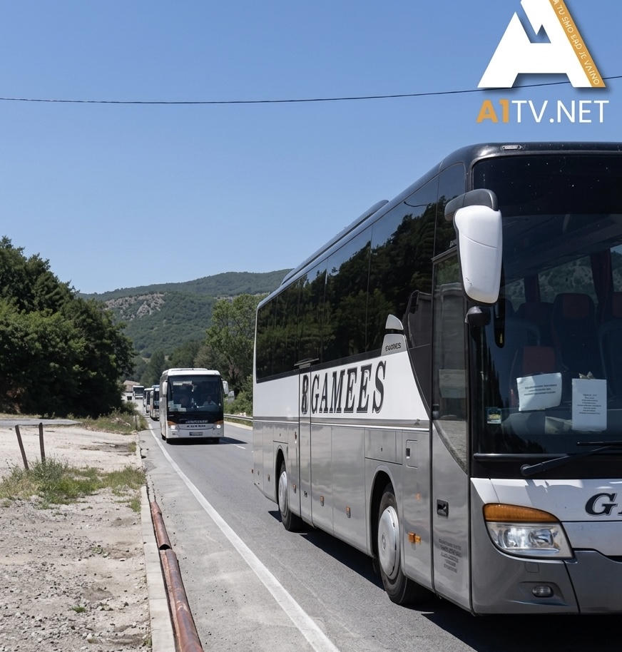 Iz Novog Pazara 23 autobusa krenula na skup “Srbija, jedna porodica” (VIDEO)