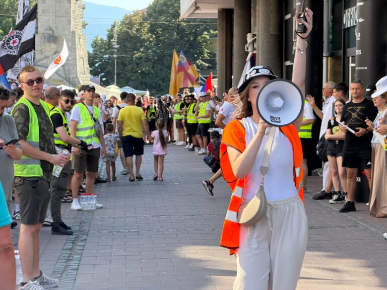 Danas u Kraljevu protest „Sve se vidi na Vidovdan“: Centralni skup od 18 časova (VIDEO)