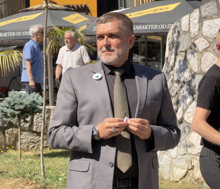 Baćićanin: Očekujemo da će se Srbija dozvati pameti i priznati da je u Srebrenici počinjen genocid (VIDEO)