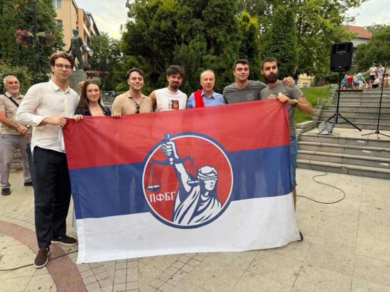 Rektor Univerziteta u Beogradu Vladan Đokić stigao u Rašku, dočekali ga građani i studenti (VIDEO)