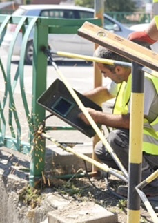 Posle izveštavanja A1 počelo postavljanje zaštitne ograde na mostu u Čerkez mahali (VIDEO)