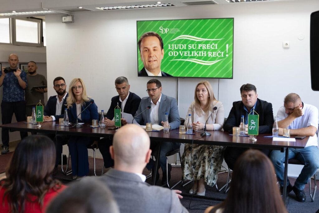 SDP samostalno na  izbore, podržali ujedinjenje Islamske zajednice