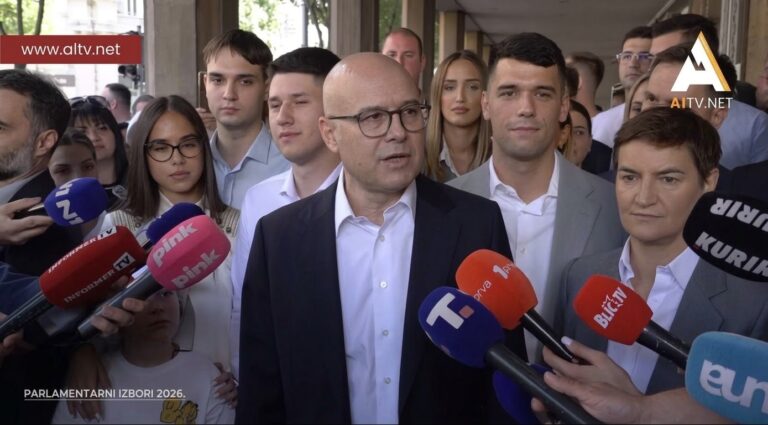 SNS: Lista „Ujedinjena Srbija Aleksandar Vučić“ prikupila 224.557 potpisa punoletnih građana (VIDEO)